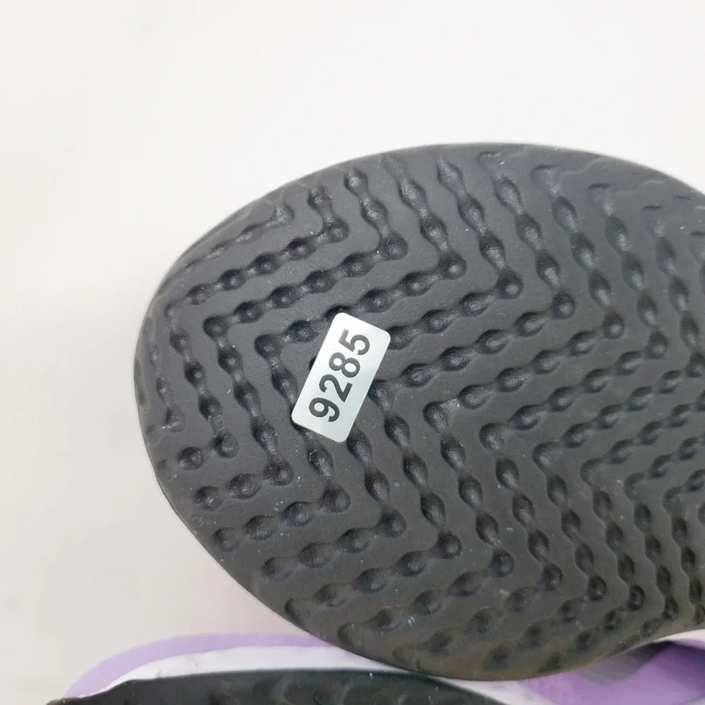 Nike Revolution 5 Shoes Kids 4 Purple Boys Girls Lace Up Low Sneaker GS
